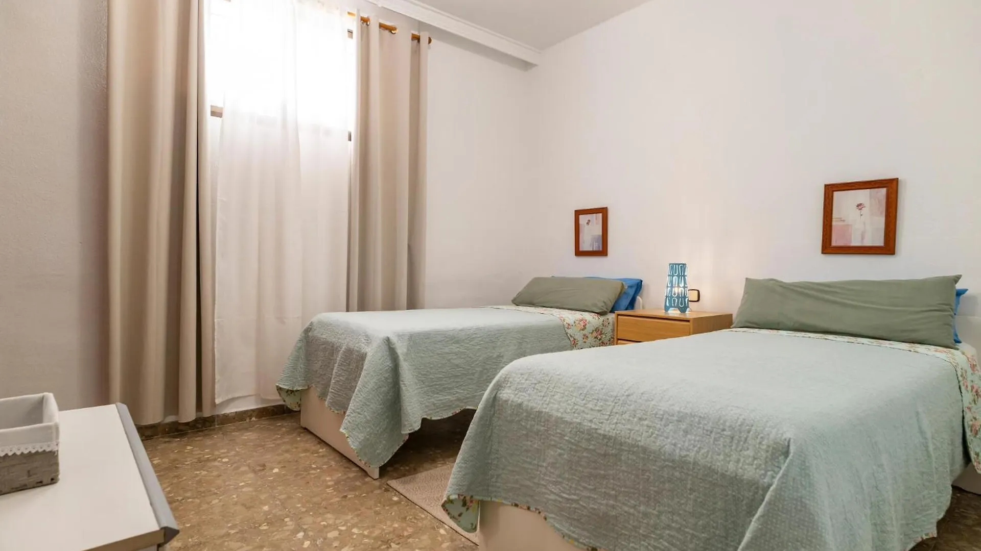 Cozy Apartment In Malaga With Kitchen 托雷莫利诺斯