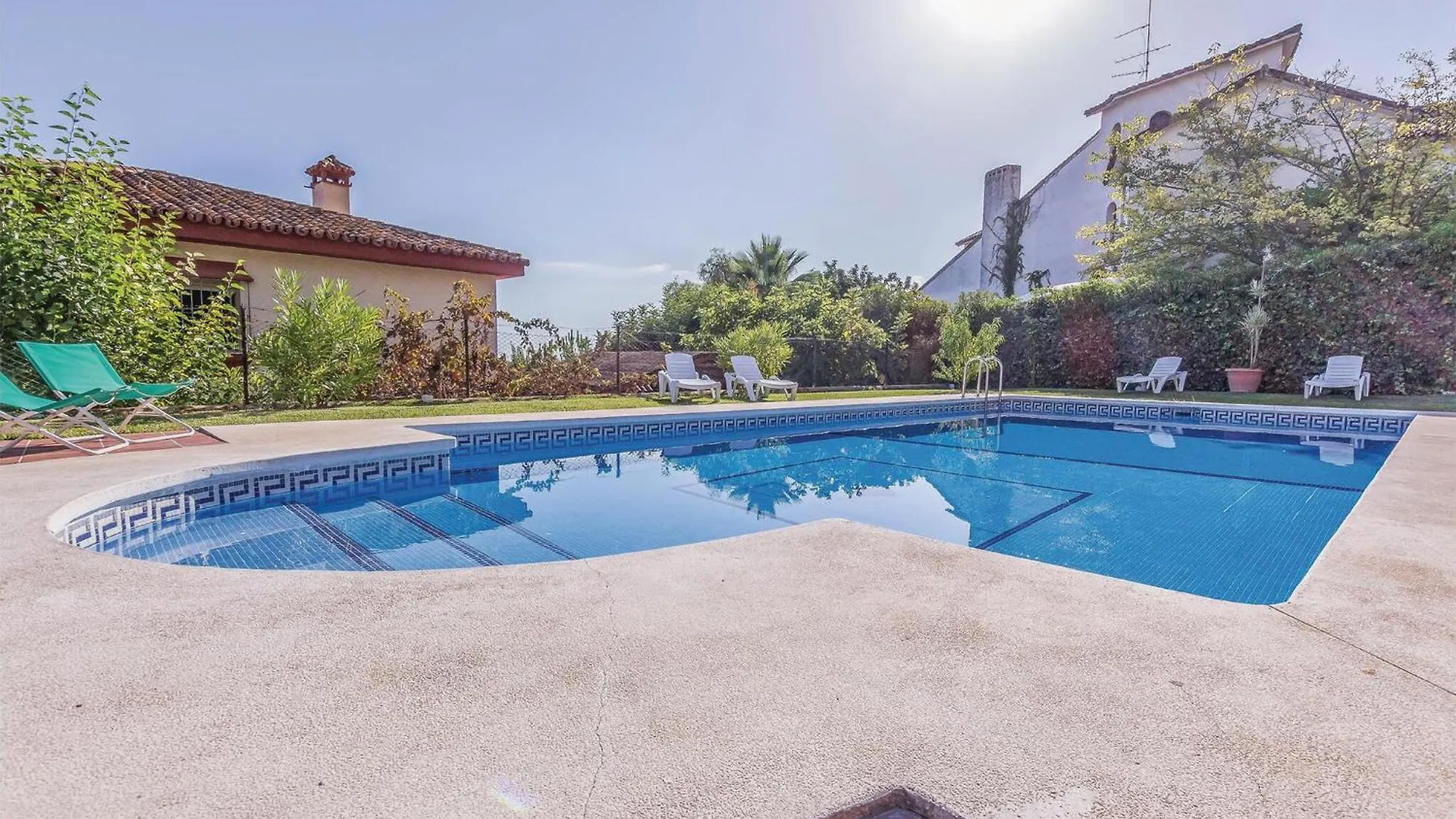 Cozy Apartment In Malaga With Kitchen Torremolinos