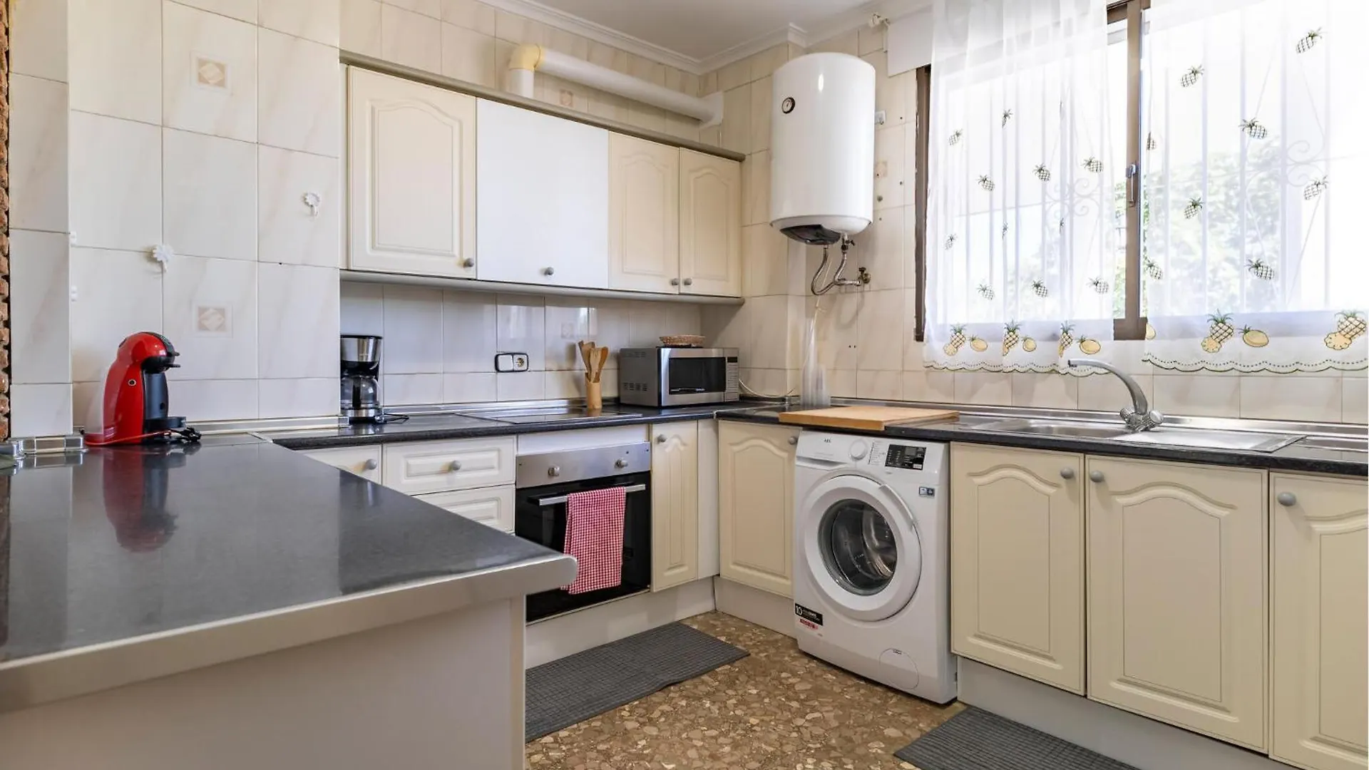 Cozy Apartment In Malaga With Kitchen Torremolinos Spain